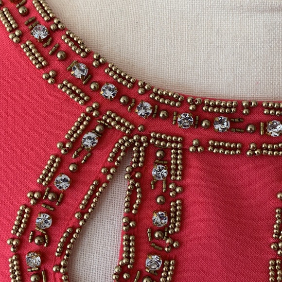 LILLY PULITZER CORAL DRESS WITH EMBELLISHED NECKLINE GOLD & SILVER BEADI… - Picture 3 of 9